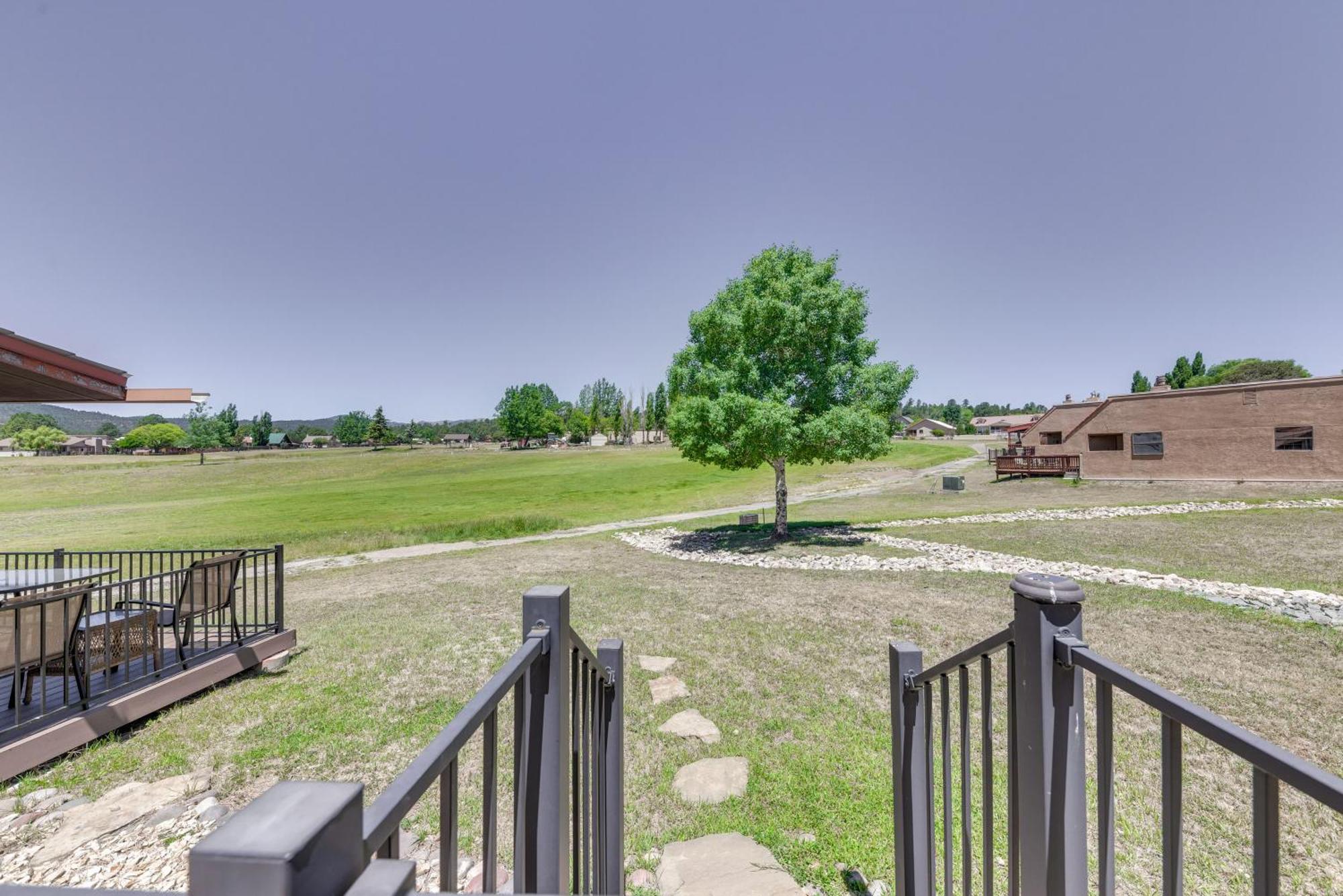 Ruidoso Golf Condo - Patio, Fire Pit And Mtn View! Buitenkant foto